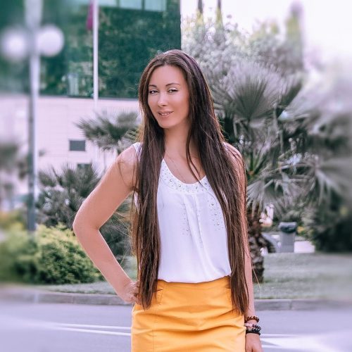 39582200_229186127759430_431674295198941184_n